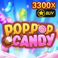 Bàn Baccarat với các lá bài và chip cược